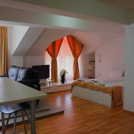 Ammotti Hotel Ohrid Ngoại thất bức ảnh