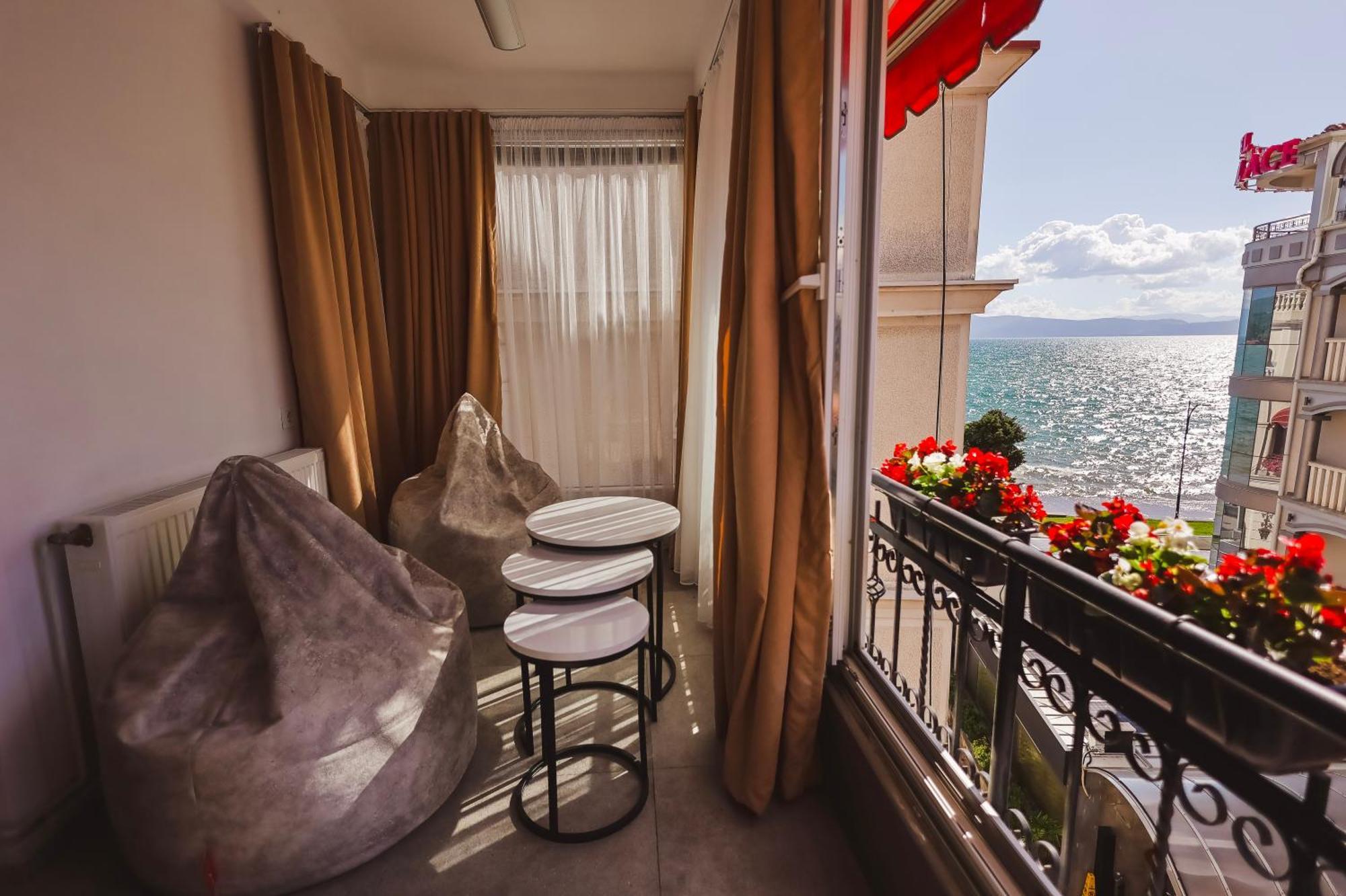 Ammotti Hotel Ohrid Ngoại thất bức ảnh