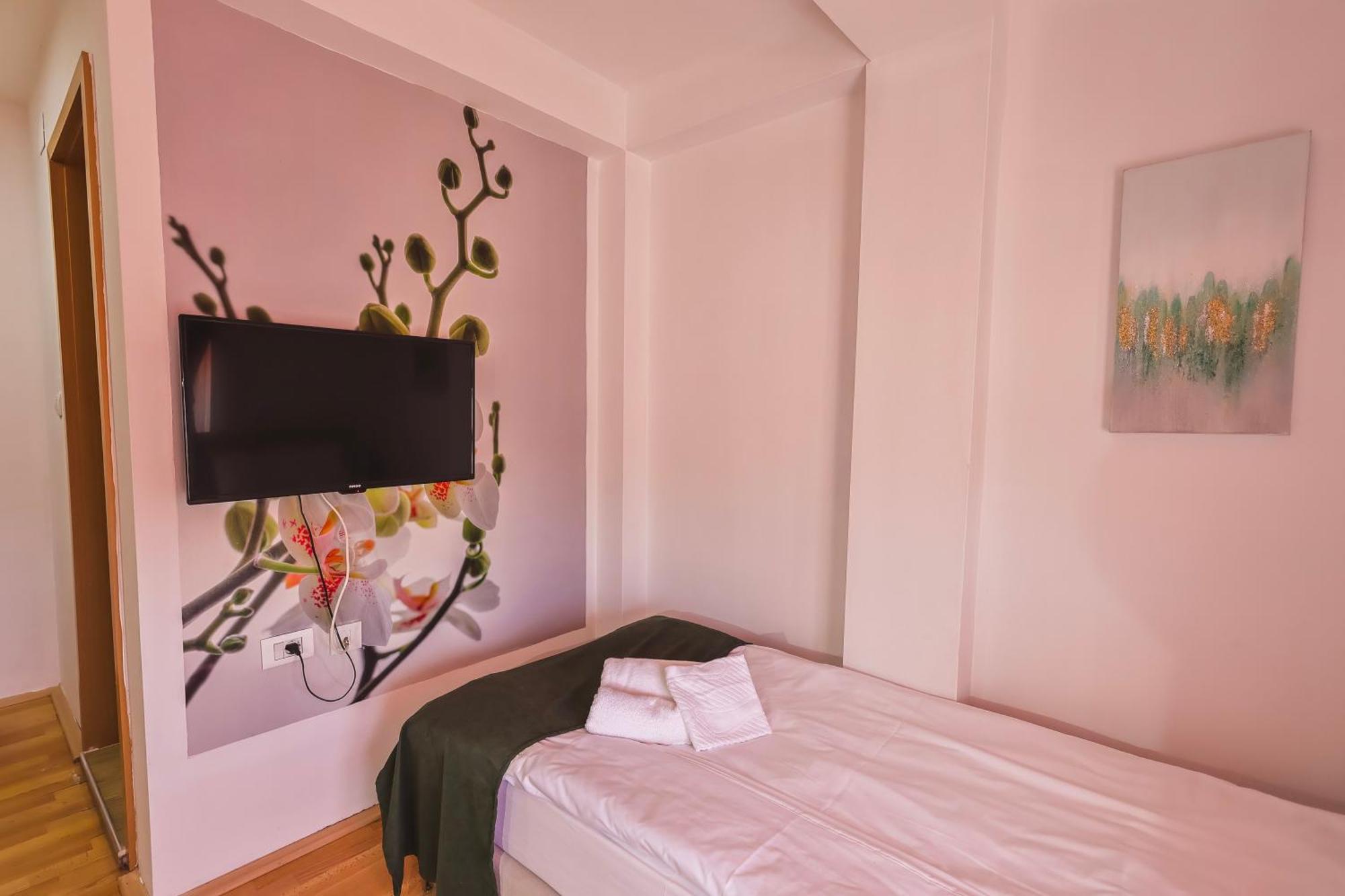Ammotti Hotel Ohrid Ngoại thất bức ảnh
