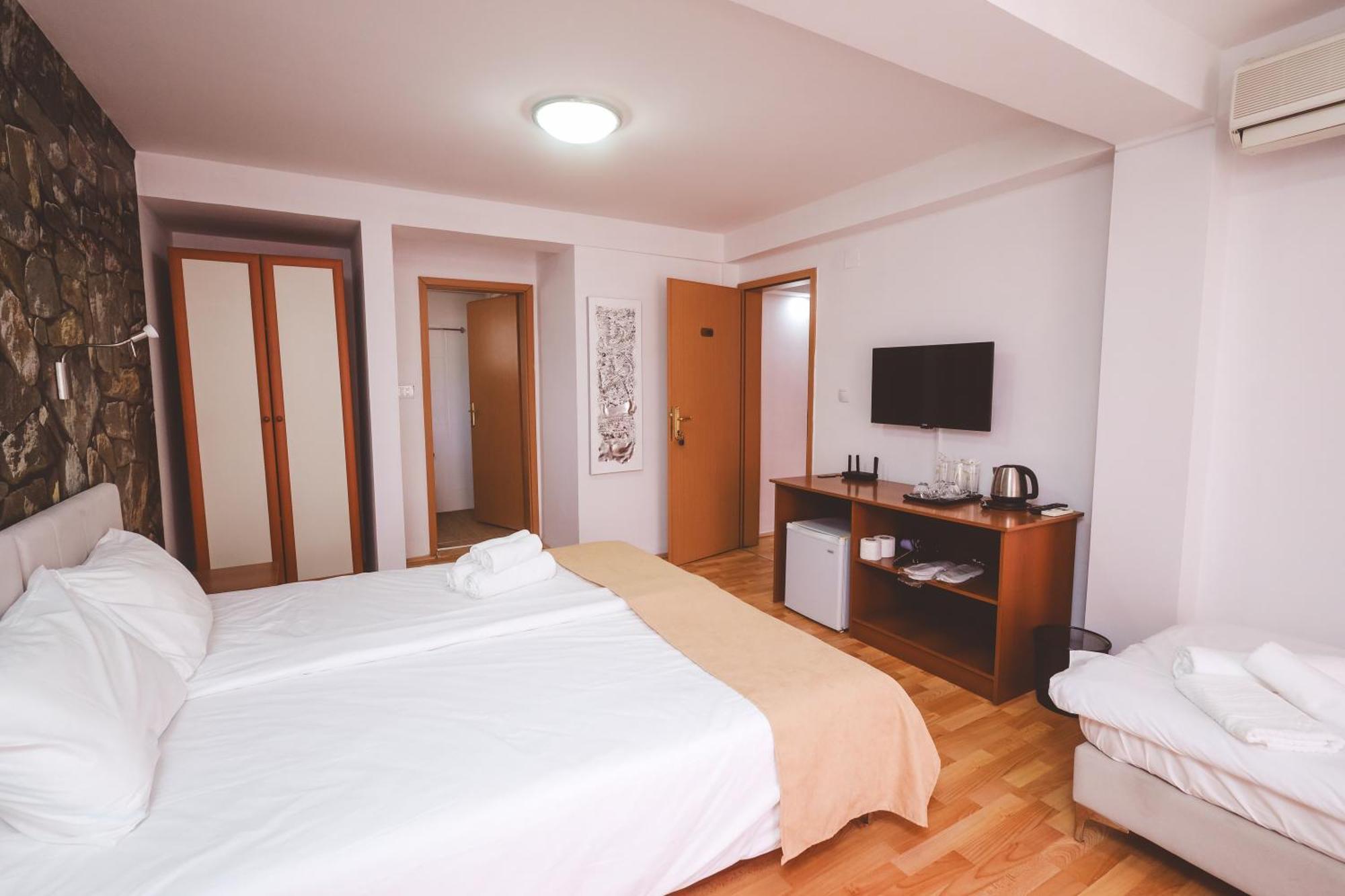 Ammotti Hotel Ohrid Ngoại thất bức ảnh