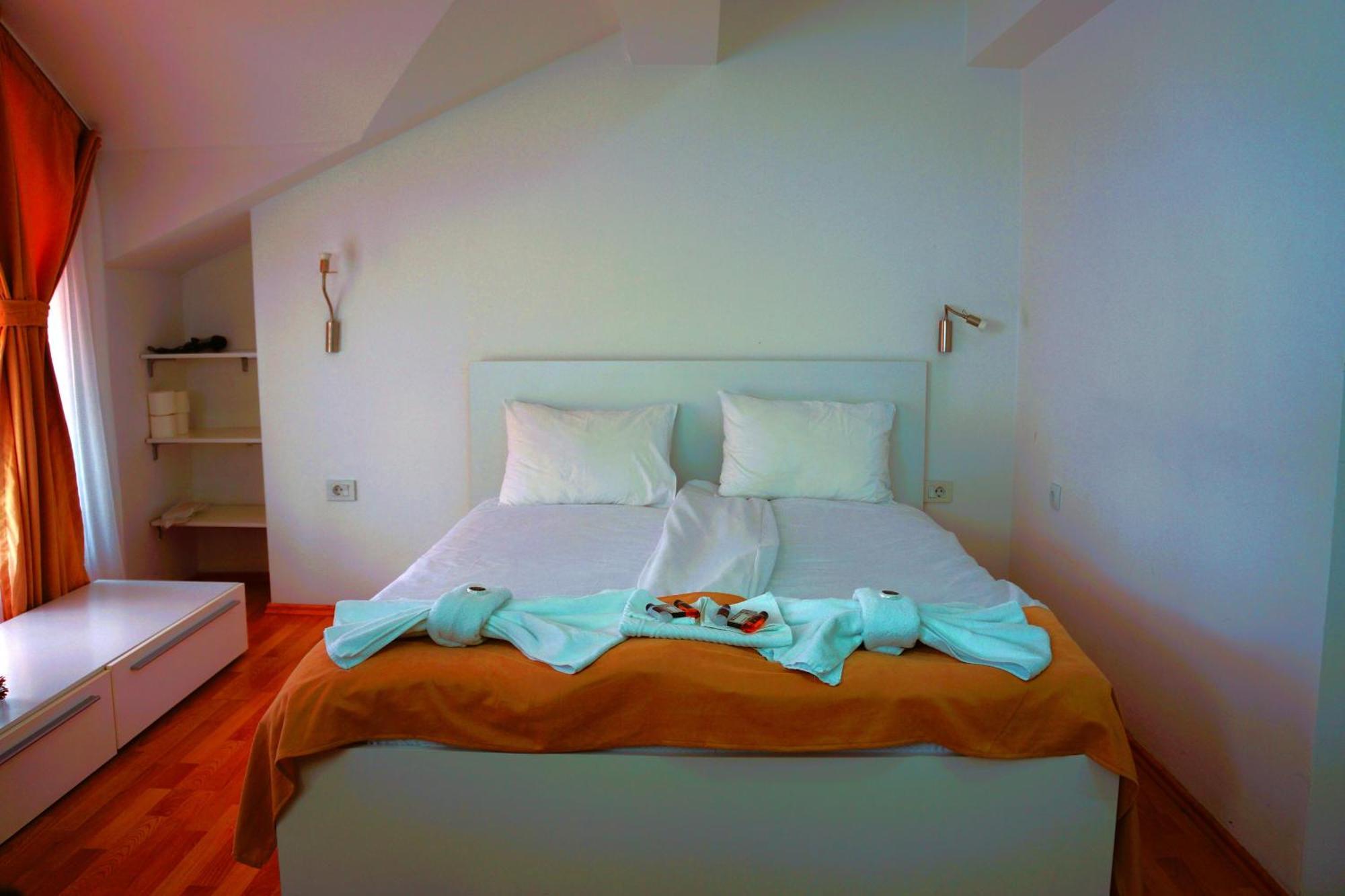 Ammotti Hotel Ohrid Ngoại thất bức ảnh